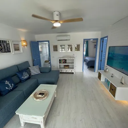 La Casa Del Mar - The Sea House Holiday home *
